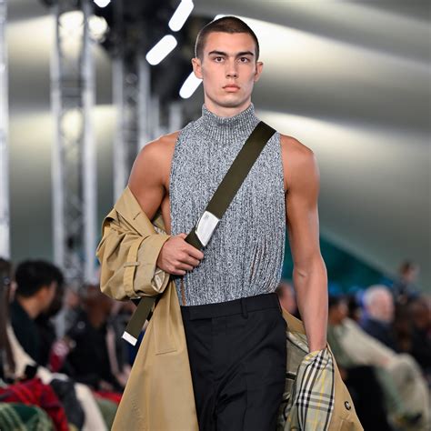 british outfit burberry land